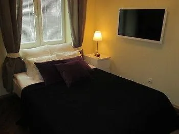 Apartwawel Wroblewskiego Apartment