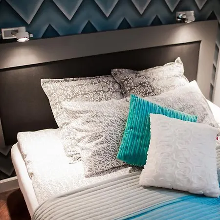 Apartwawel Wroblewskiego Apartment